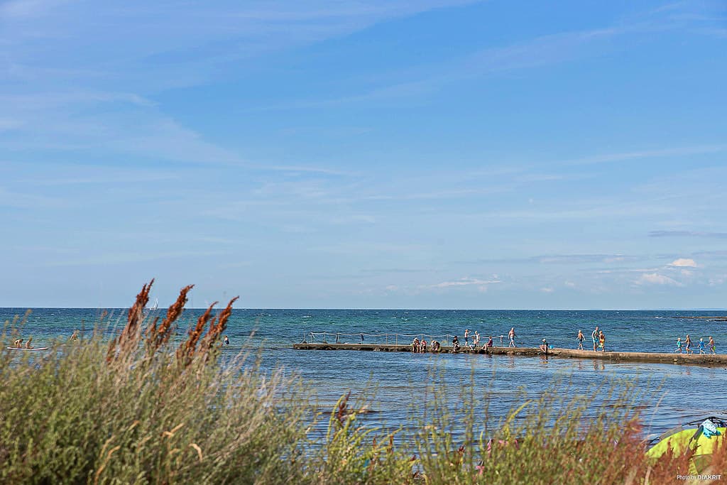 Wanderweg entlang der Küste bei Torekov in Schweden