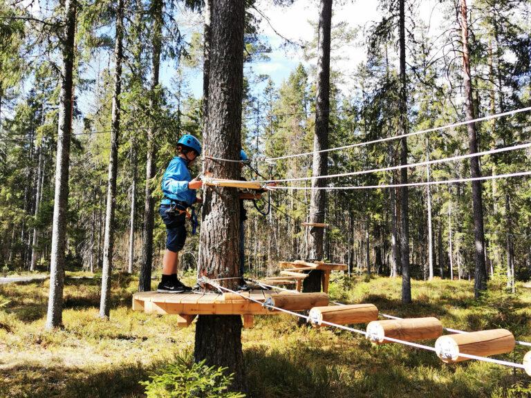 Høyt og Lavt klatrepark Bø - Telemark