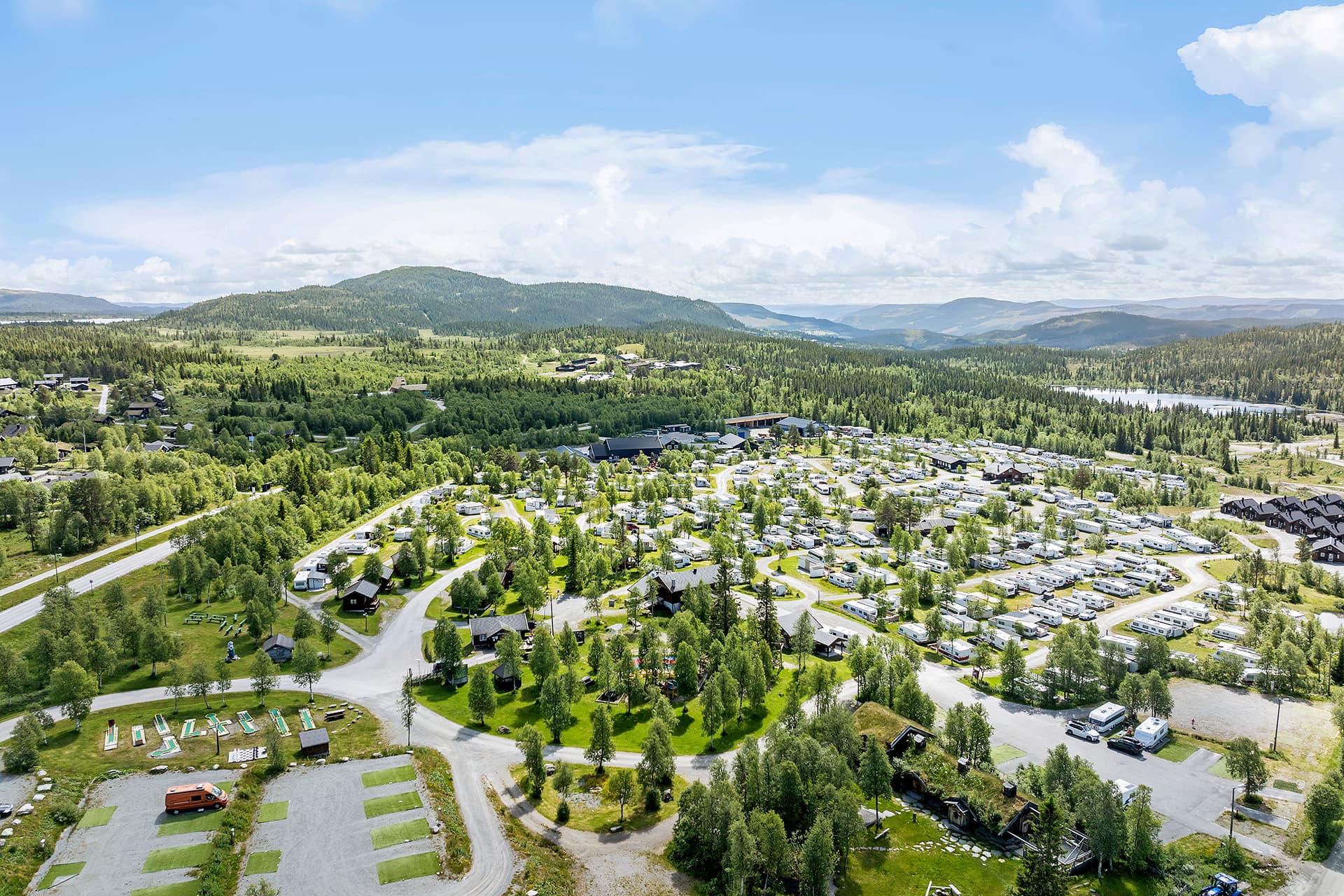 Camping with motorhome in Beitostølen surrounded by beautiful nature