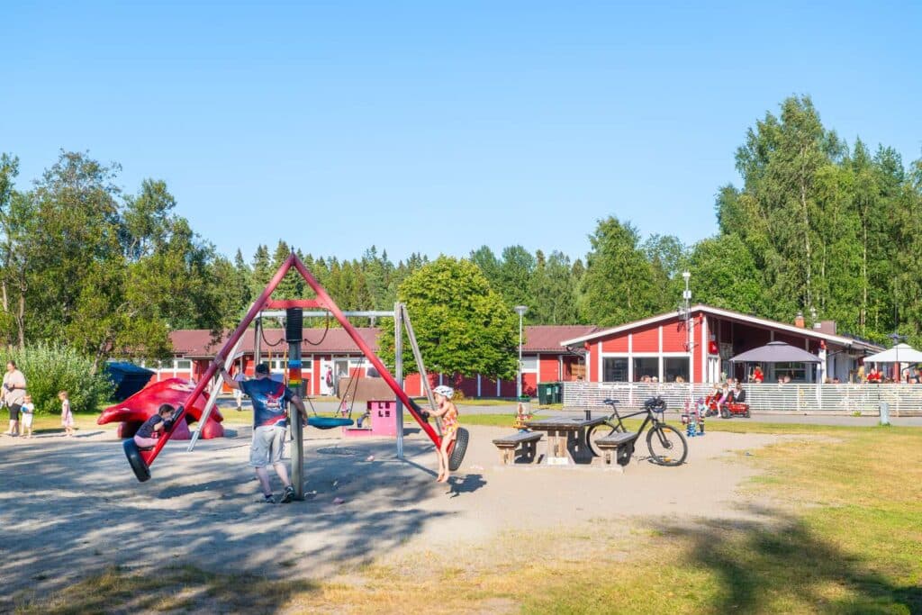 Lekplatsområde på Nydala Umeå camping