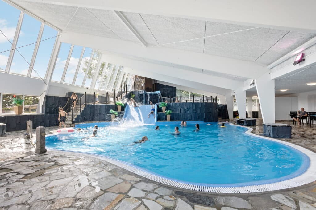 Camping med badeland på Fyn på First Camp Bøsøre Strand – Fyn