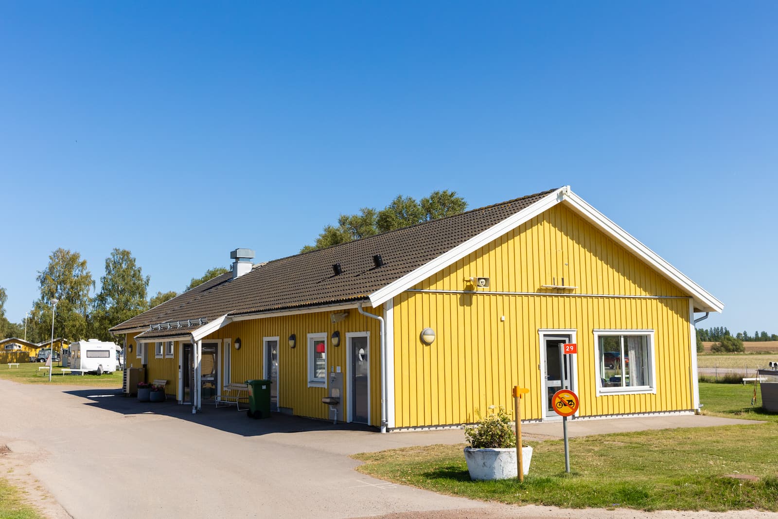 Stugor med sjöutsikt på First Camp Vadstena - Vättern