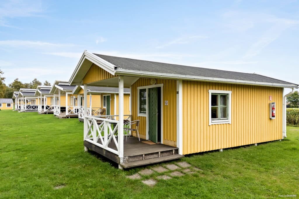 Sovrum för Granbystuga på First Camp Vadstena – Vättern